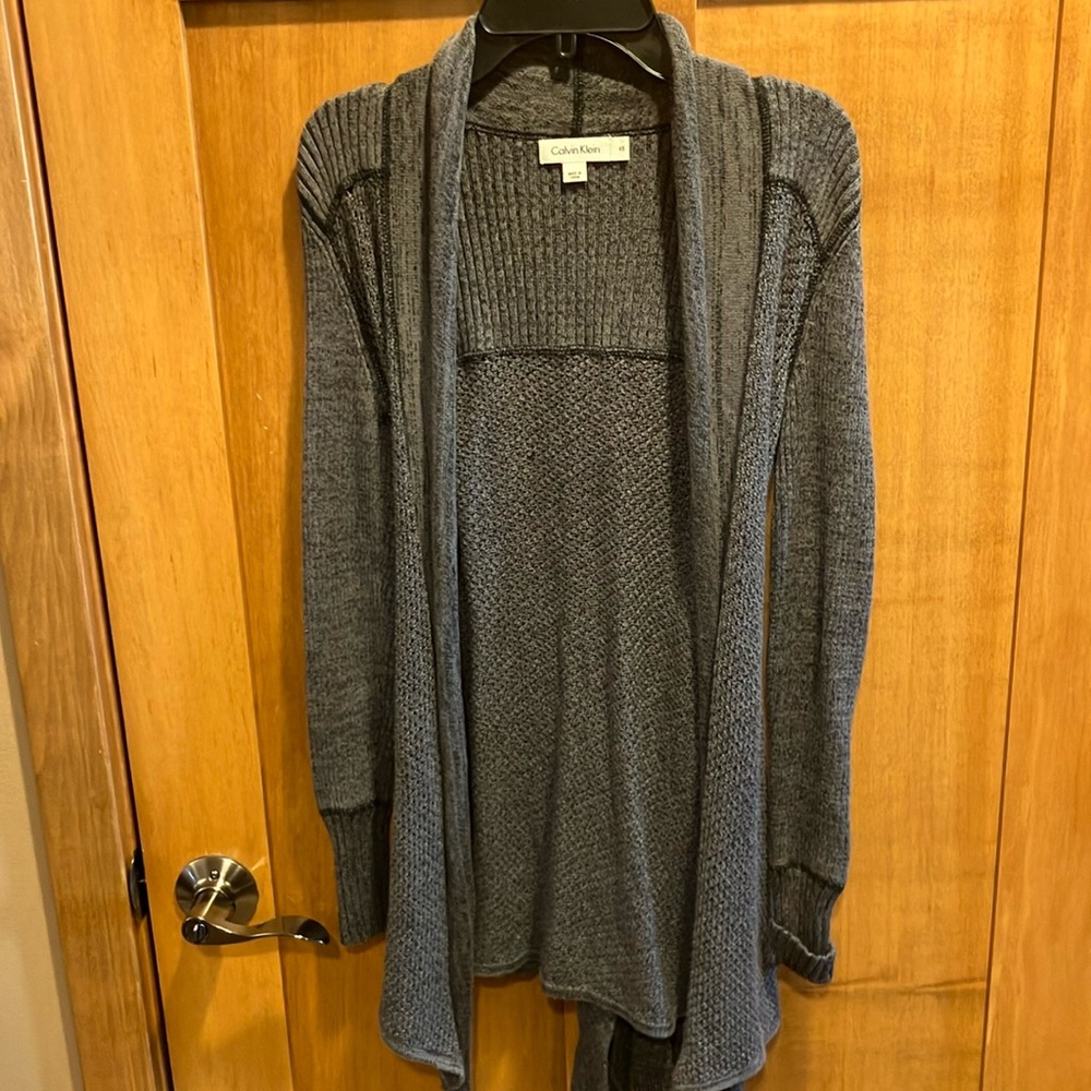 Calvin Klein Gray Ribbed Cardigan with Shawl Collar woman’s XS 29” long